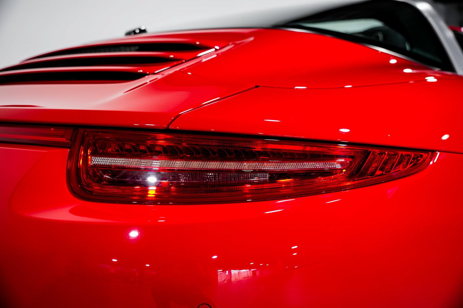 Used 2015 Porsche 911 Targa 4S AWD/4WD image 40