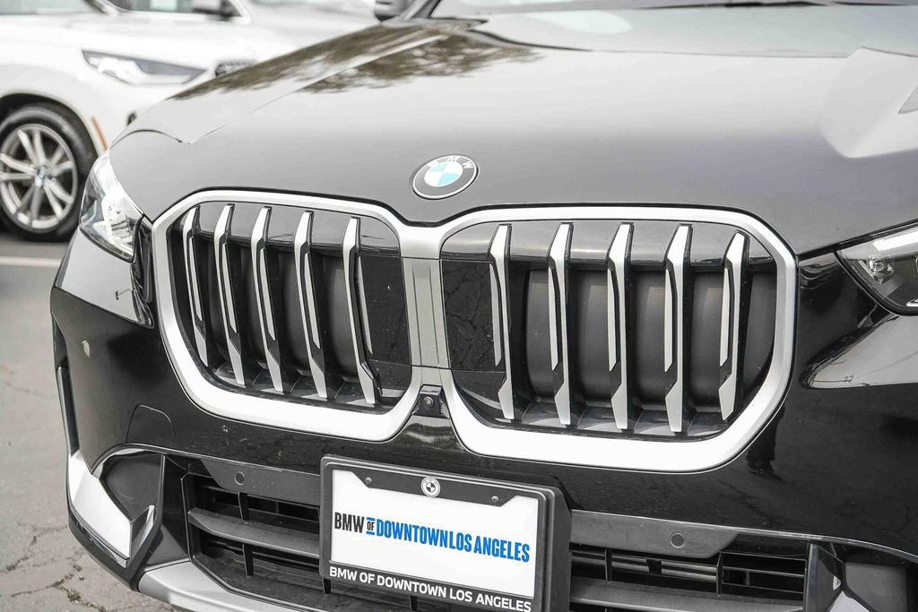 Used 2025 BMW X1 xDrive28i w/ Technology Package image 12