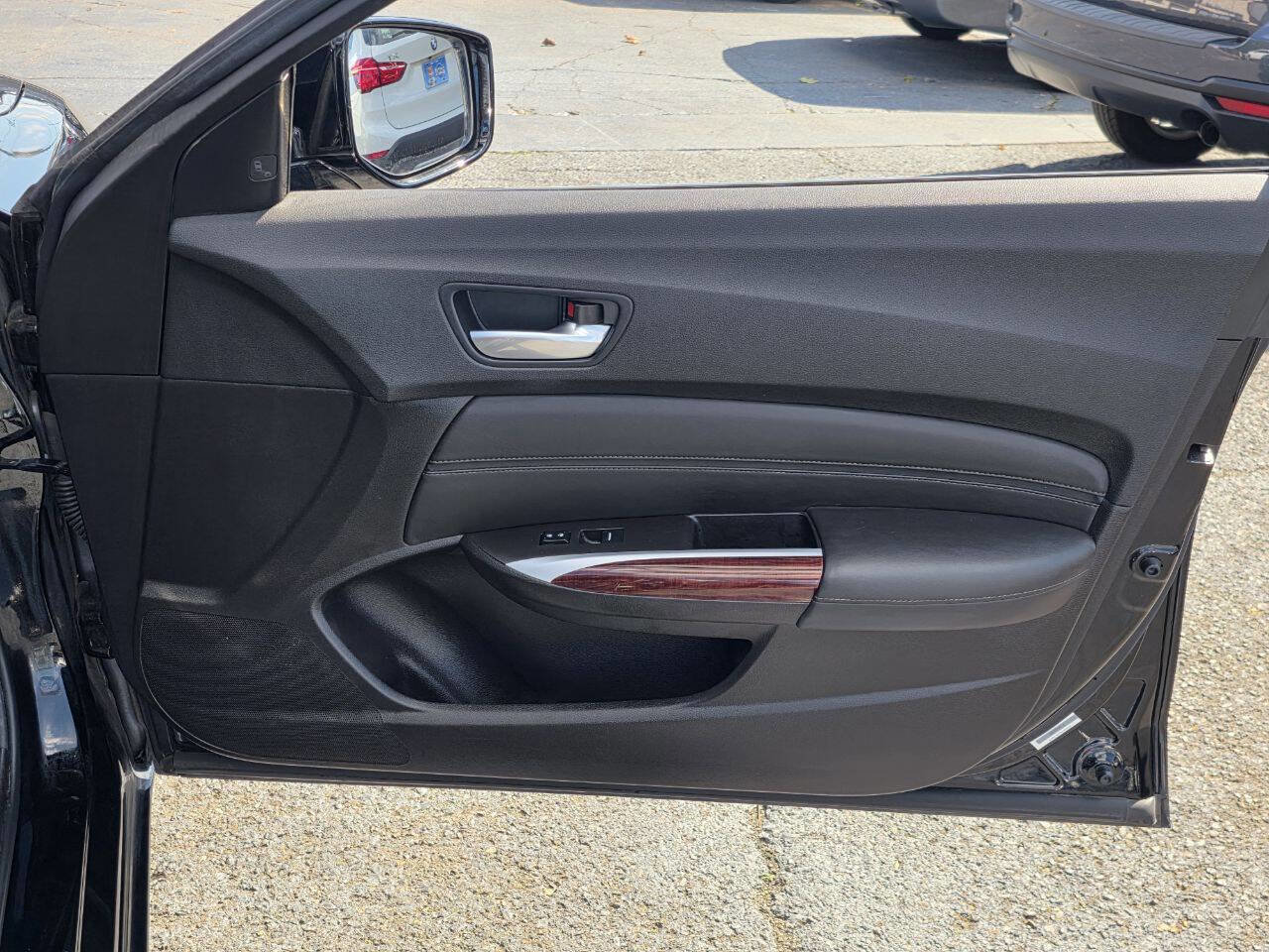 Used 2015 Acura TLX w/ Technology Package image 11