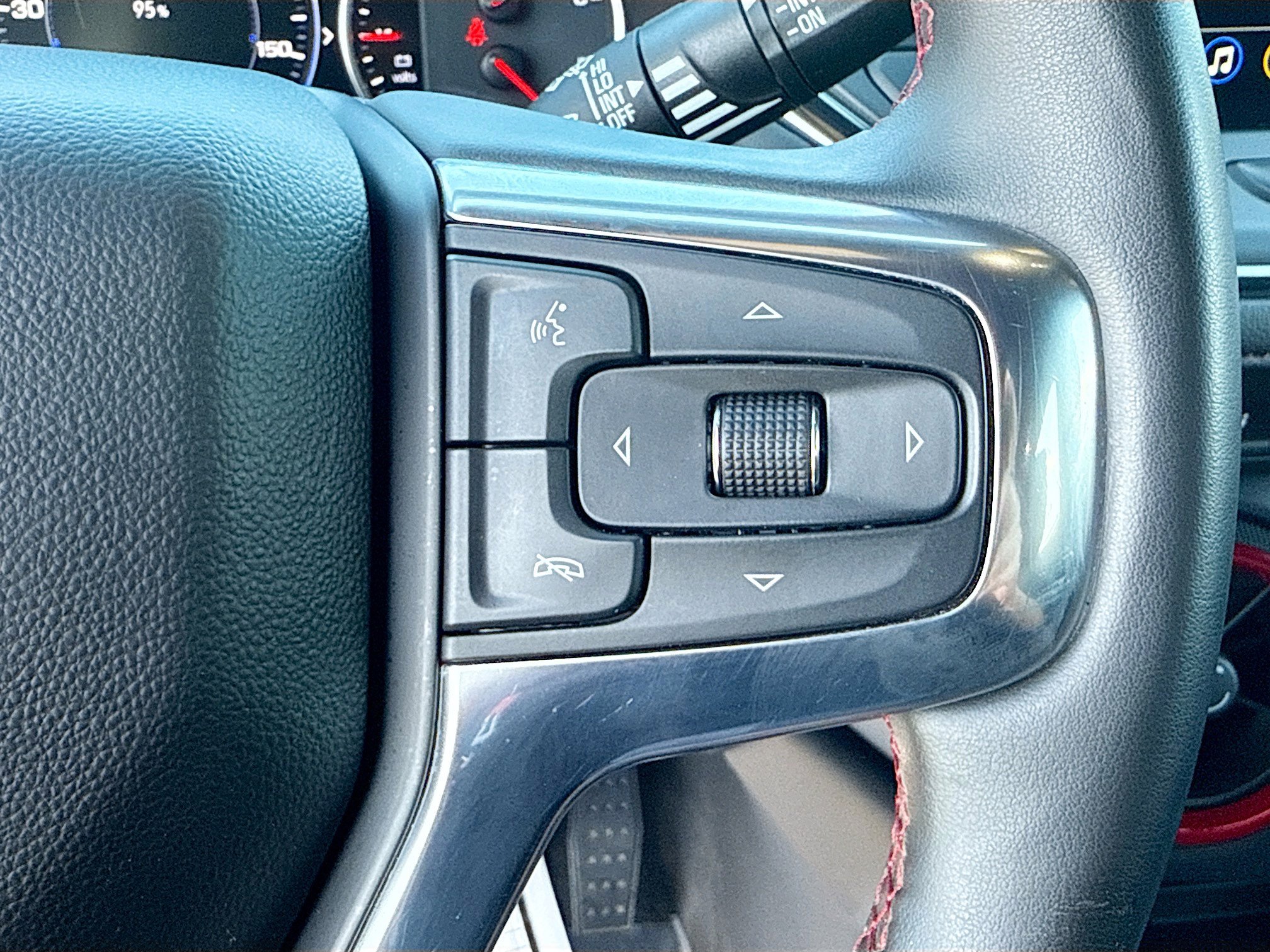 Used 2023 Chevrolet Blazer RS w/ Driver Confidence II Package image 39