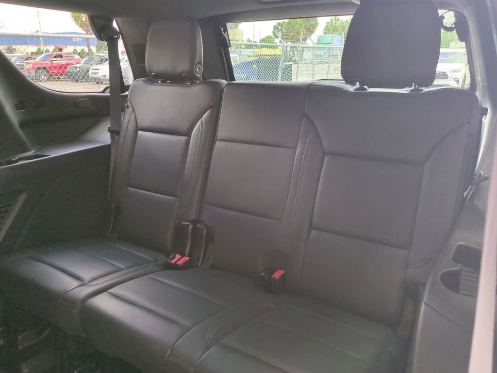 Used 2024 Chevrolet Tahoe LT RWD image 16