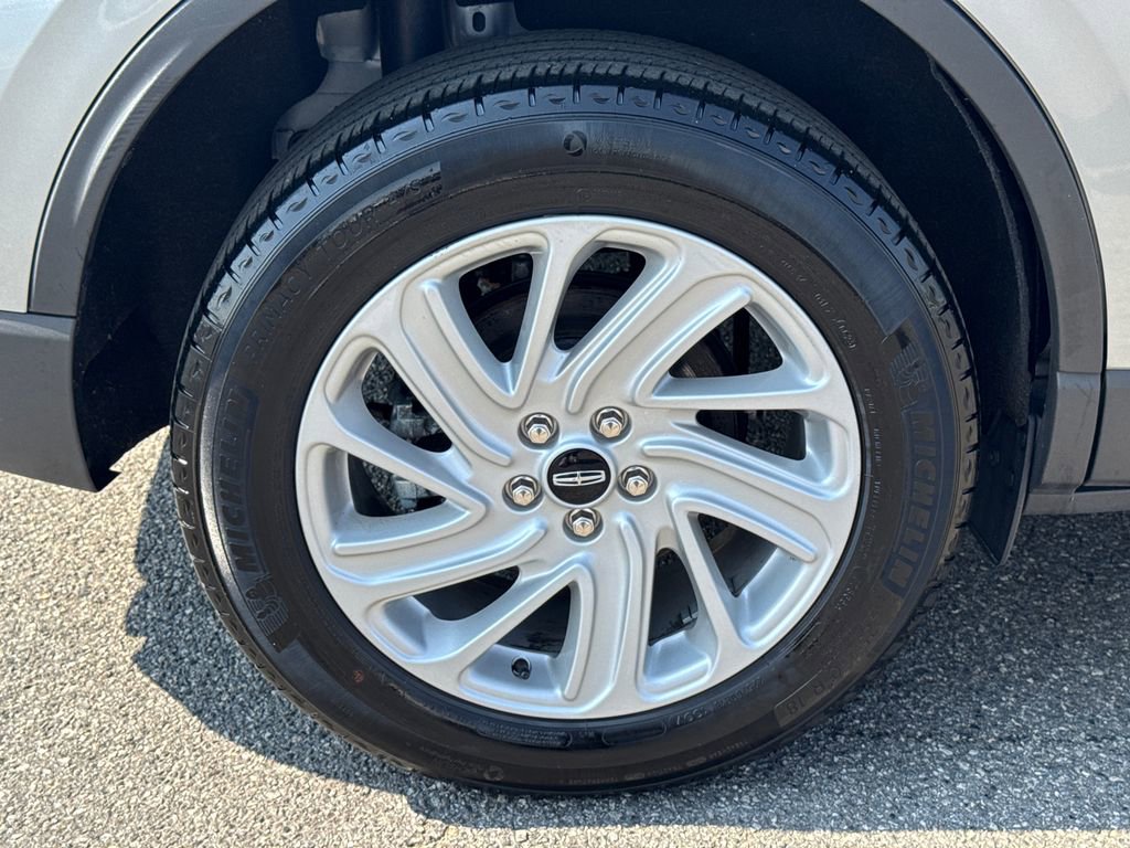 Used 2023 Lincoln Corsair FWD image 17