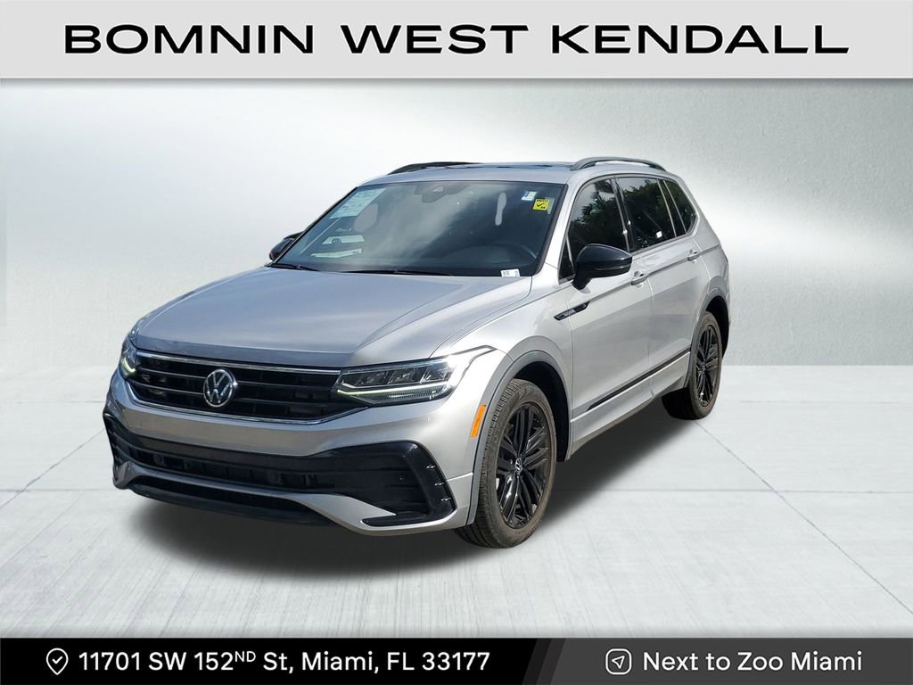 Used 2022 Volkswagen Tiguan SE R-Line image 3