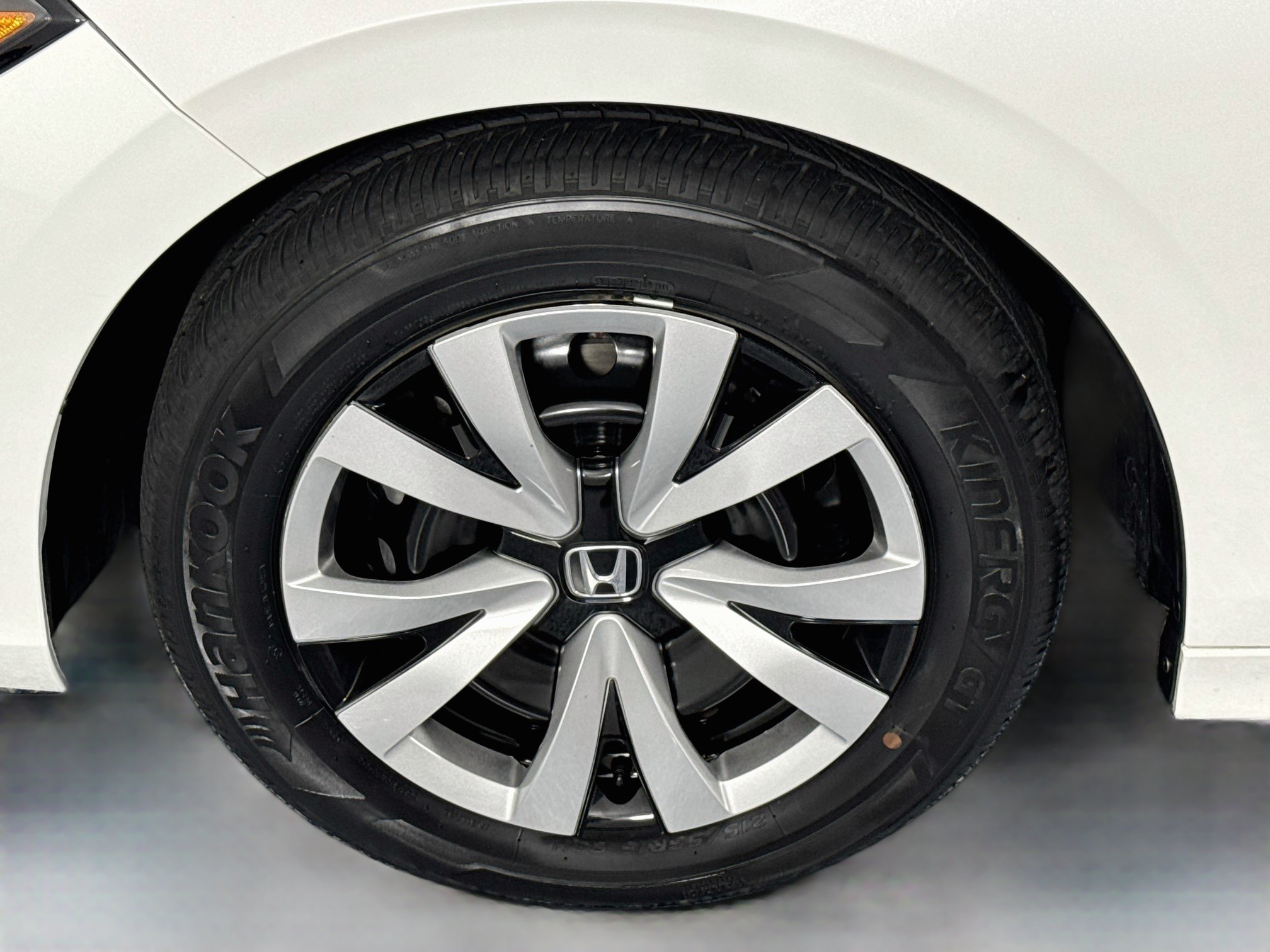 Certified 2023 Honda Civic LX image 28