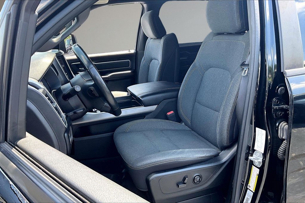 Used 2020 RAM 1500 Big Horn AWD/4WD image 22
