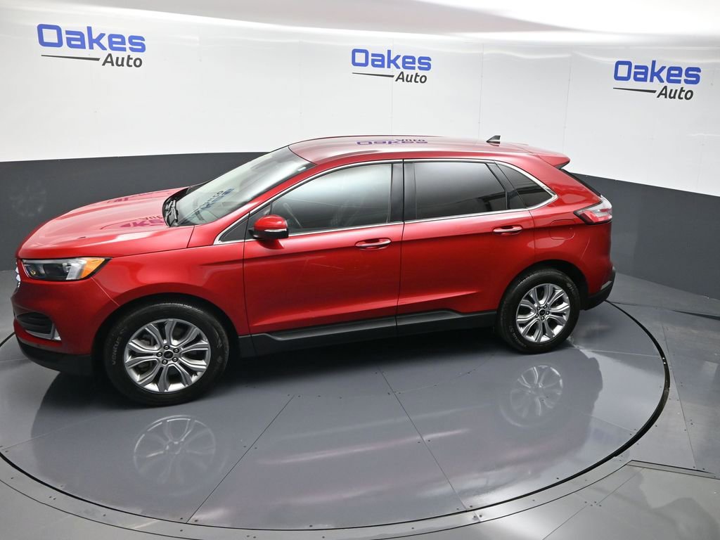 Used 2024 Ford Edge Titanium image 49