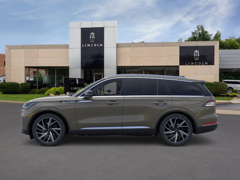 New 2026 Lincoln Aviator Reserve image 3
