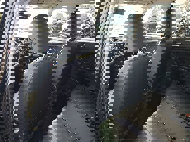 Certified 2022 Volkswagen Tiguan SE image 10