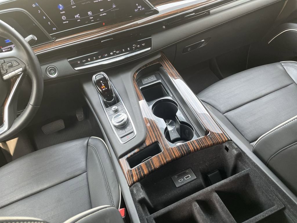 Used 2024 Cadillac Escalade Premium Luxury w/ LPO, Floor Liner Package image 36