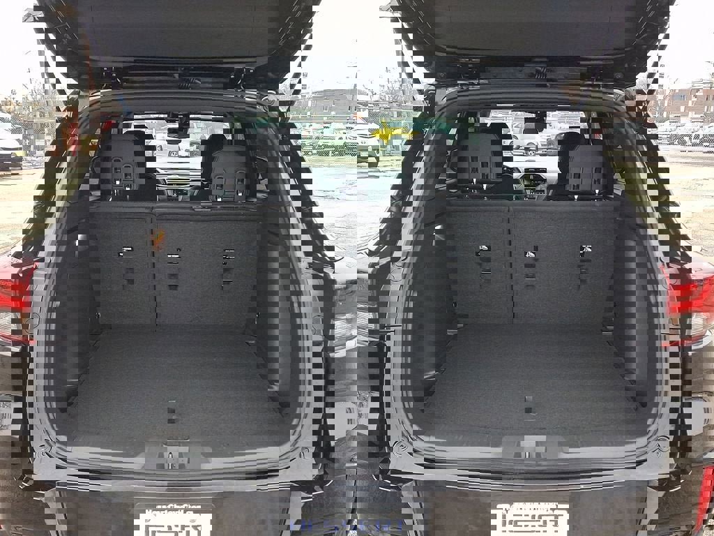 Certified 2023 Chevrolet TrailBlazer RS image 32