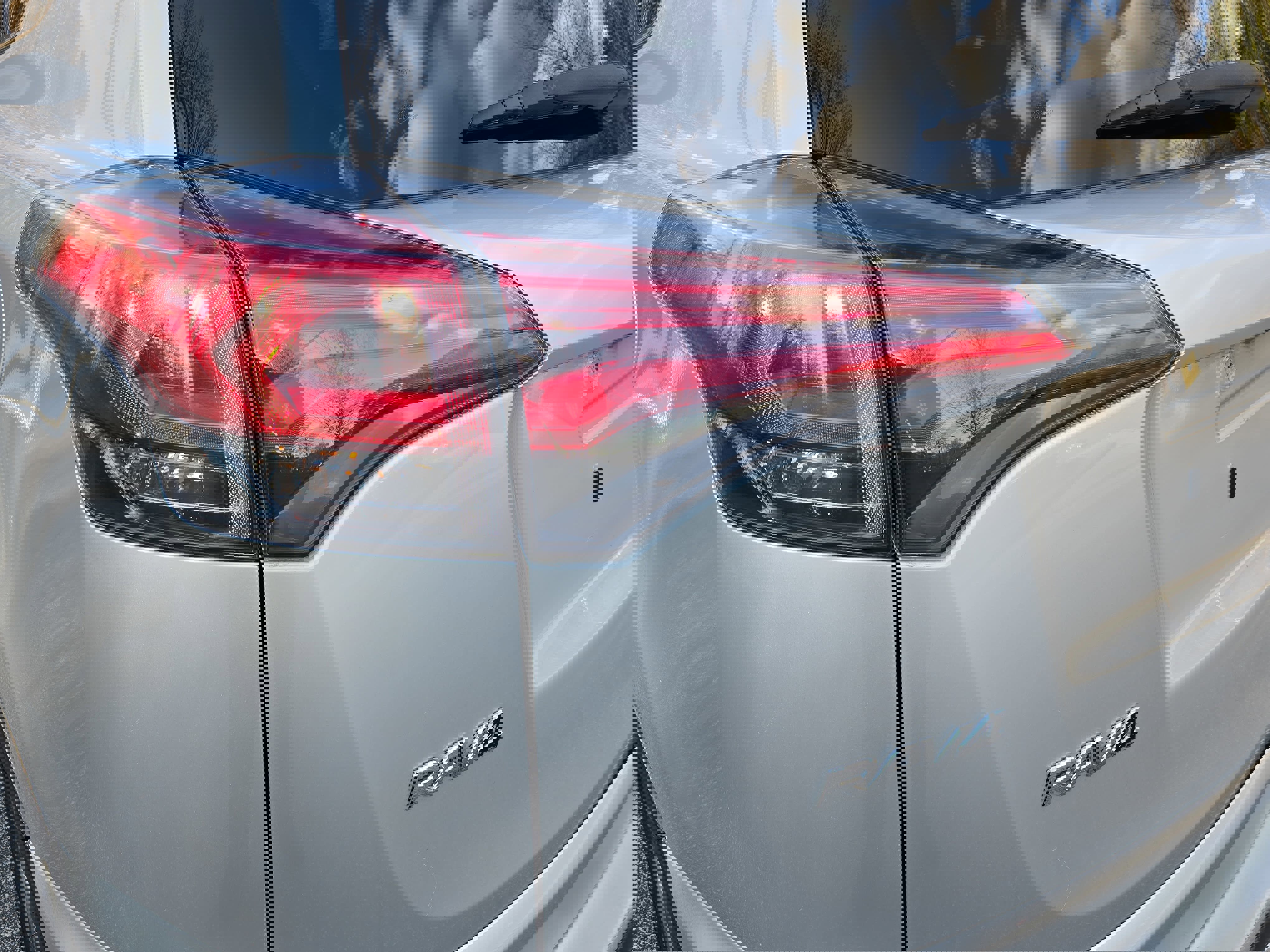 Used 2016 Toyota RAV4 Limited w/ Advanced Technology Package image 34