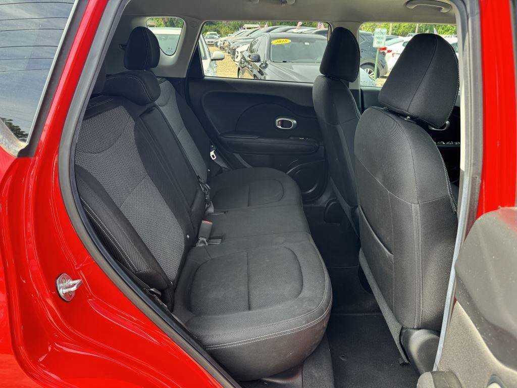 Used 2017 Kia Soul + w/ Designer's Package FWD image 6