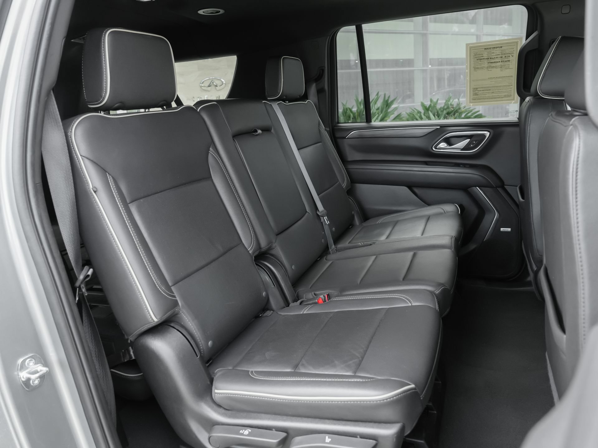 Used 2024 GMC Yukon XL SLT RWD image 37