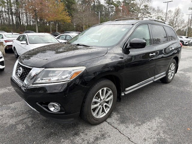 Used 2013 Nissan Pathfinder SL w/ Trailer Tow Pkg image 3