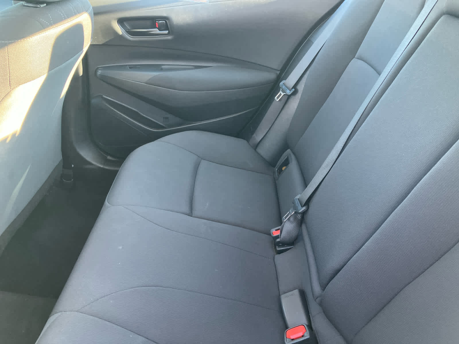 Used 2023 Toyota Corolla LE image 29