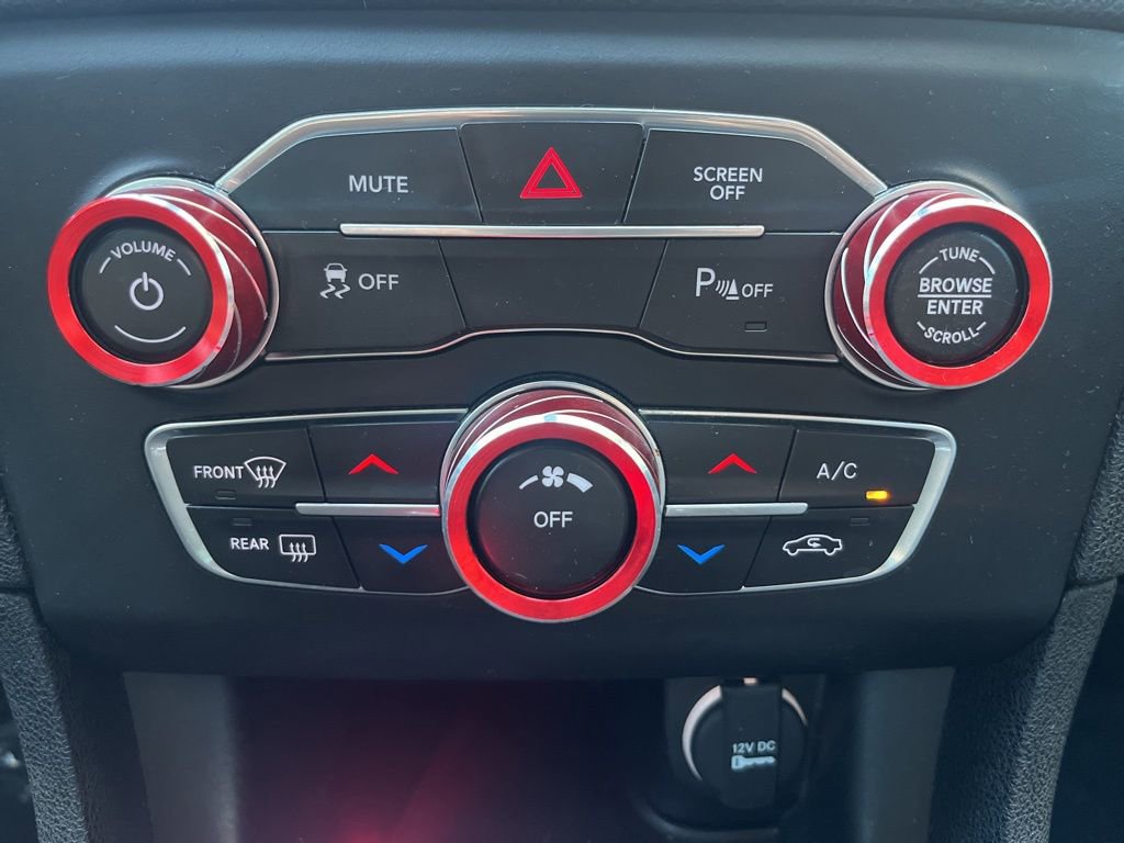 Used 2020 Dodge Charger SXT w/ Leather Interior Group image 41