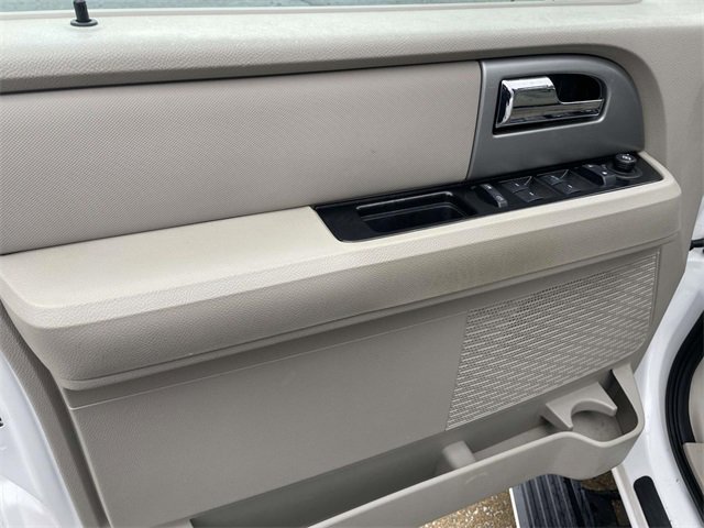Used 2012 Ford Expedition Limited image 11