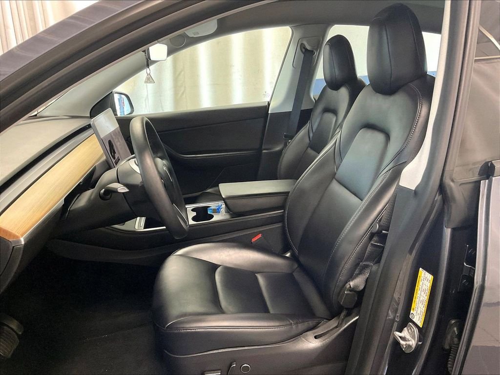 Used 2021 Tesla Model Y Long Range AWD/4WD image 10