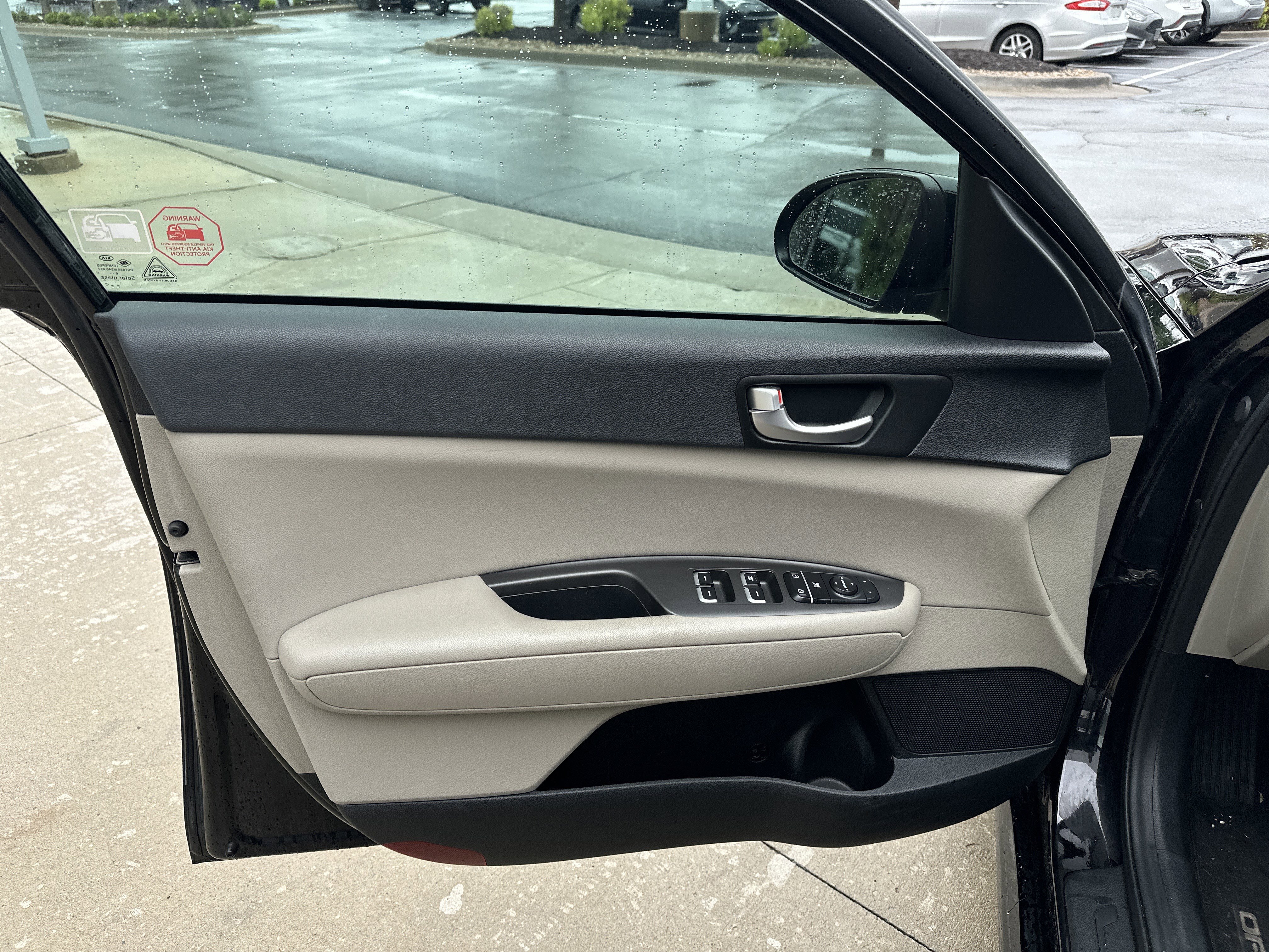 Used 2017 Kia Optima LX FWD image 13