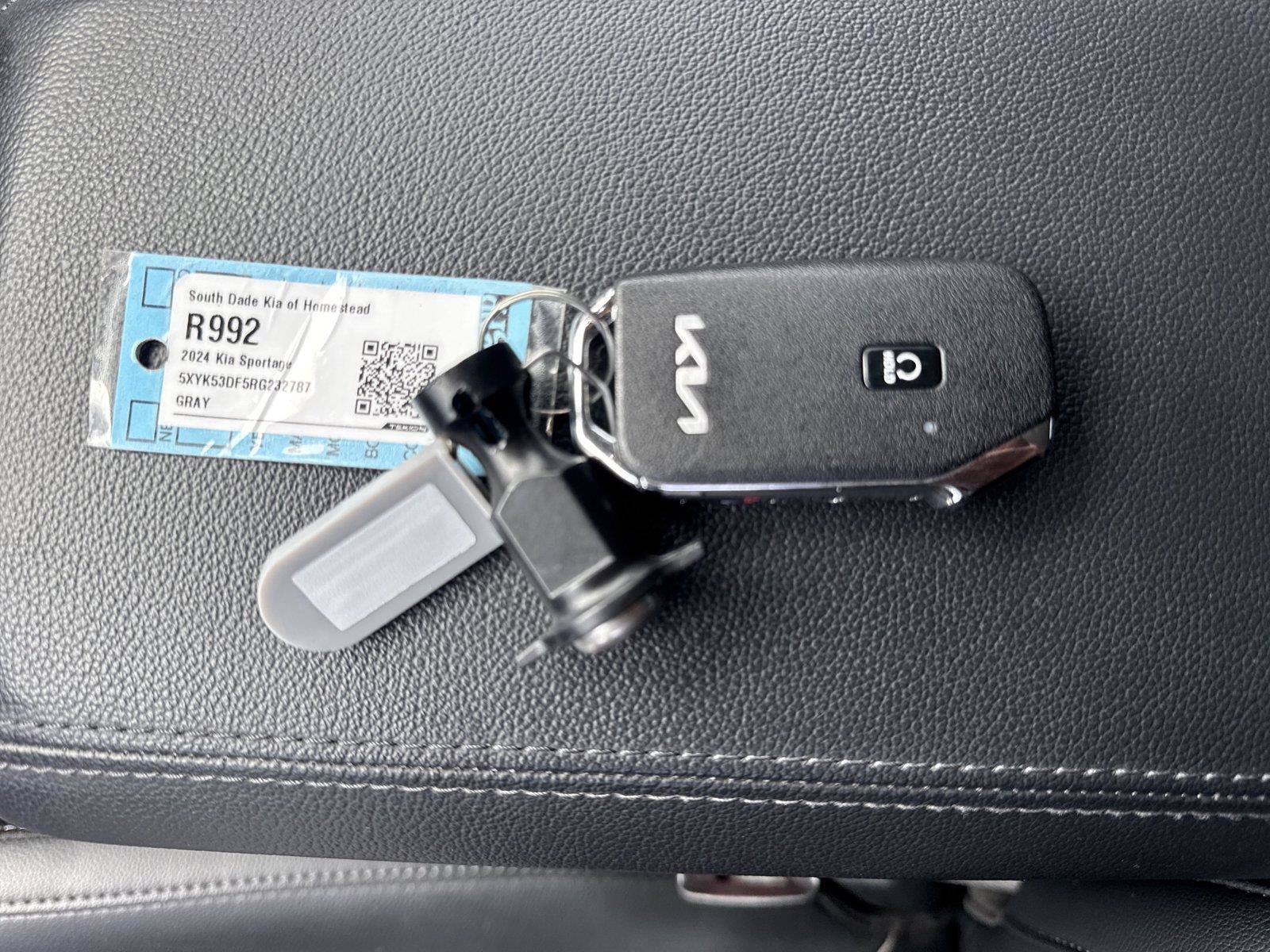 Used 2024 Kia Sportage SX FWD image 22