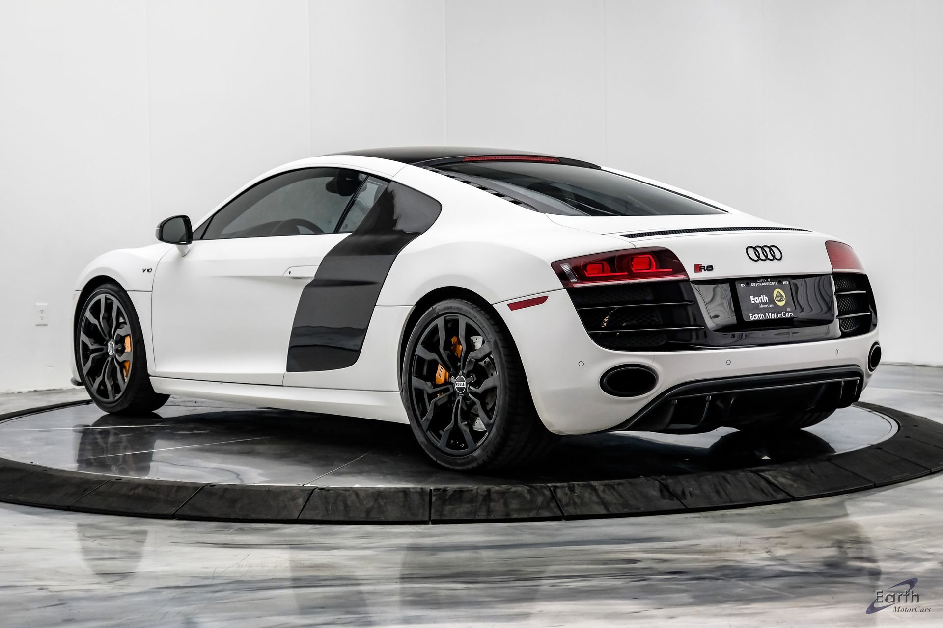 Used 2010 Audi R8 V10 image 12