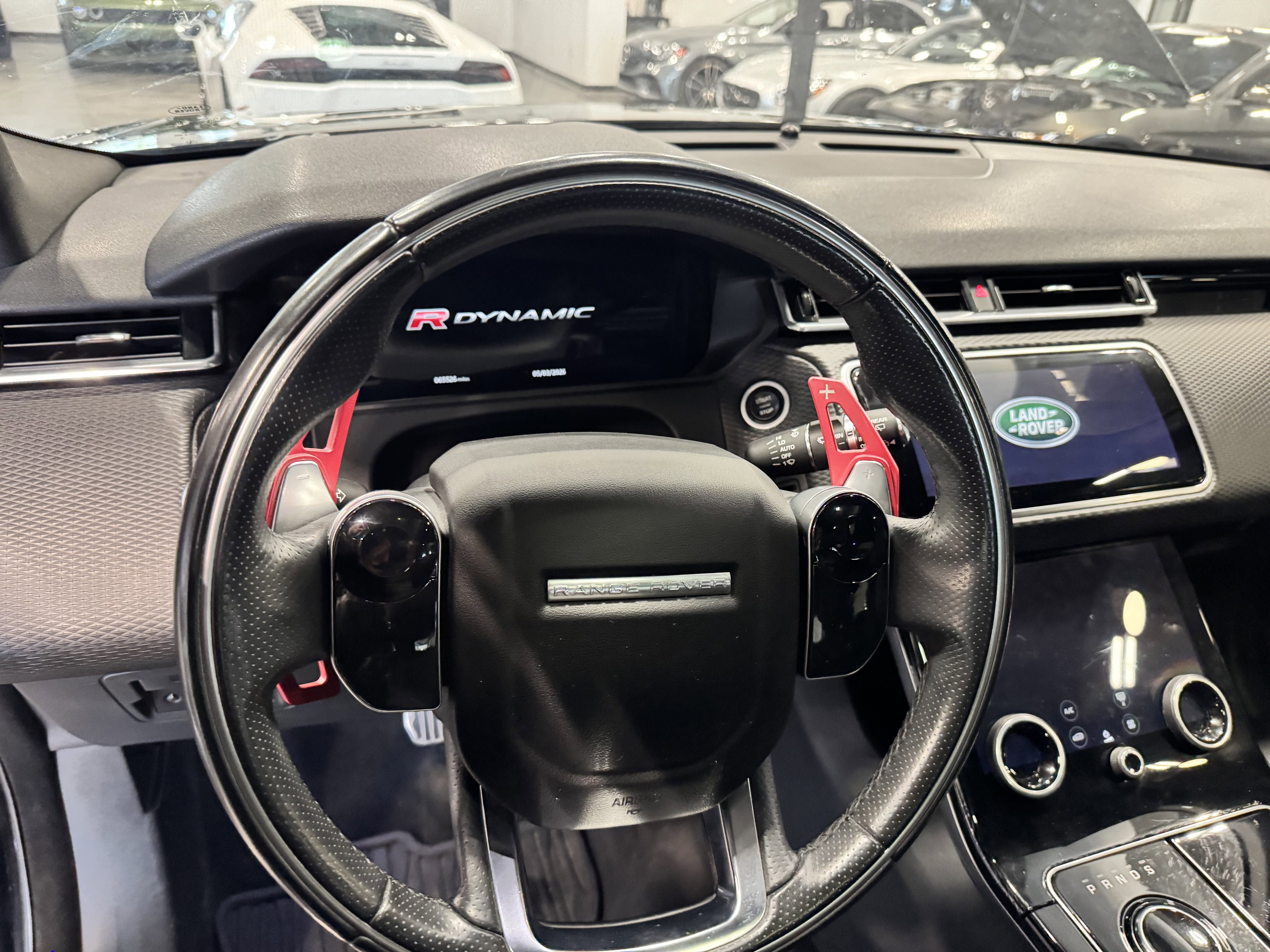 Used 2019 Land Rover Range Rover Velar R-Dynamic SE image 9