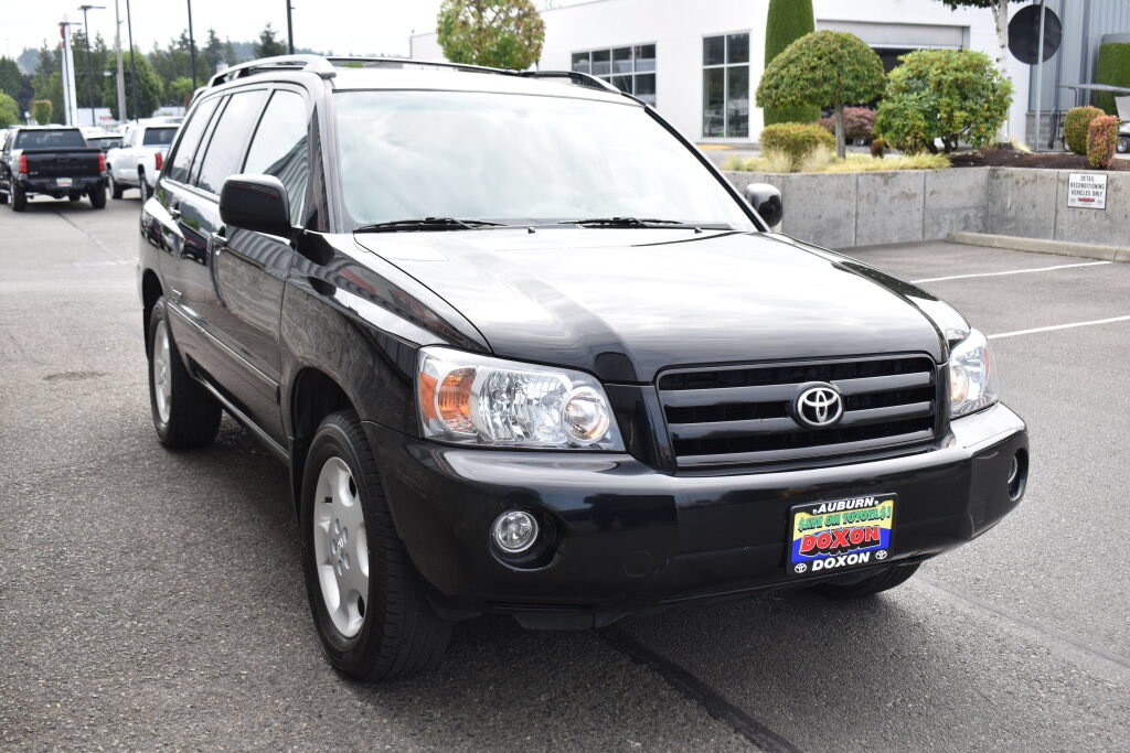 Used 2007 Toyota Highlander 4WD V6 w/ 3rd Row image 3