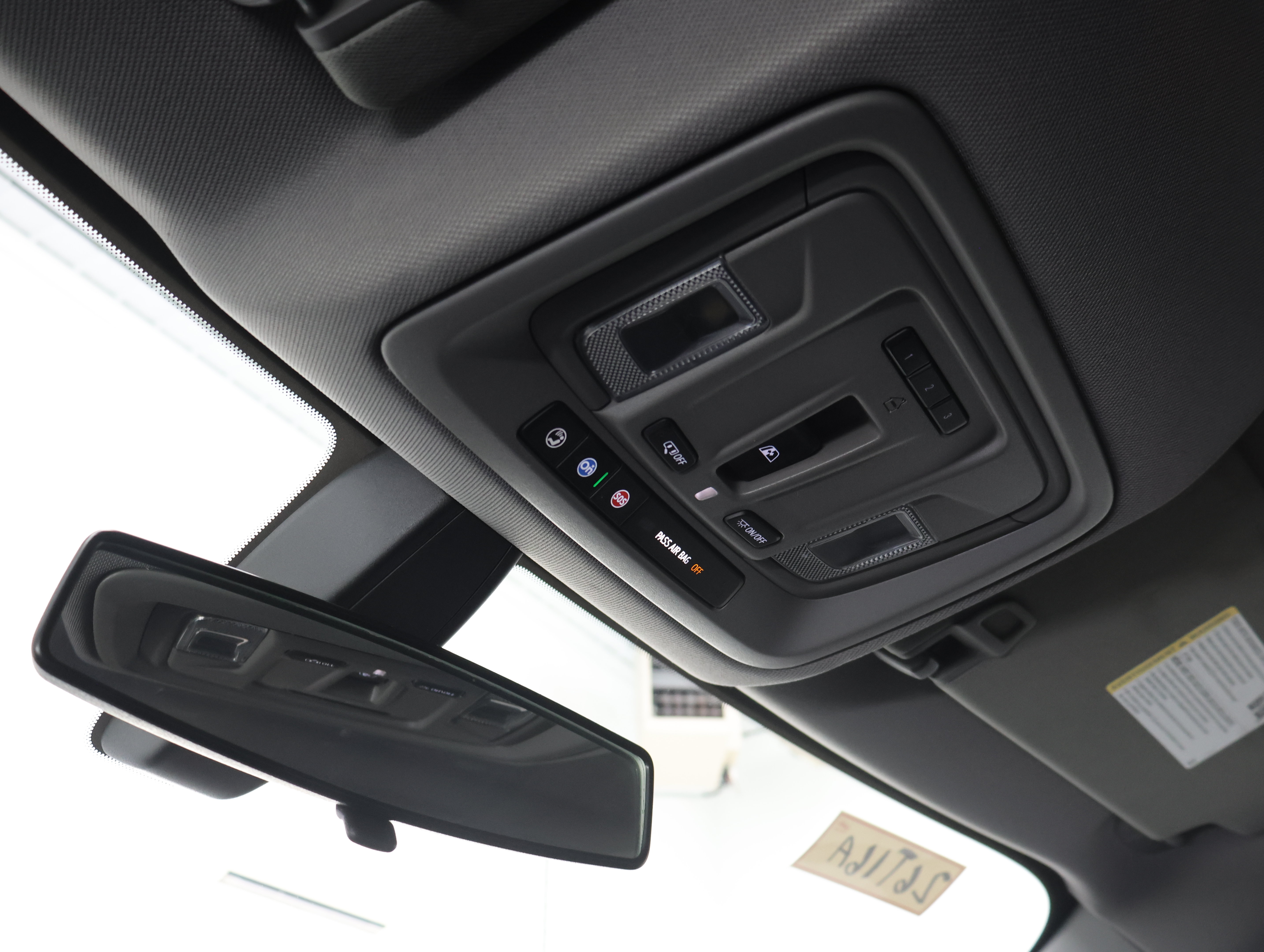 Used 2019 Chevrolet Silverado 1500 LT w/ All-Star Edition AWD/4WD image 12