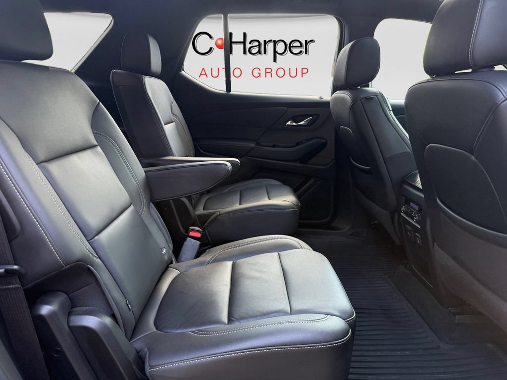 Used 2023 Chevrolet Traverse LT w/ LT Premium Package AWD/4WD image 30