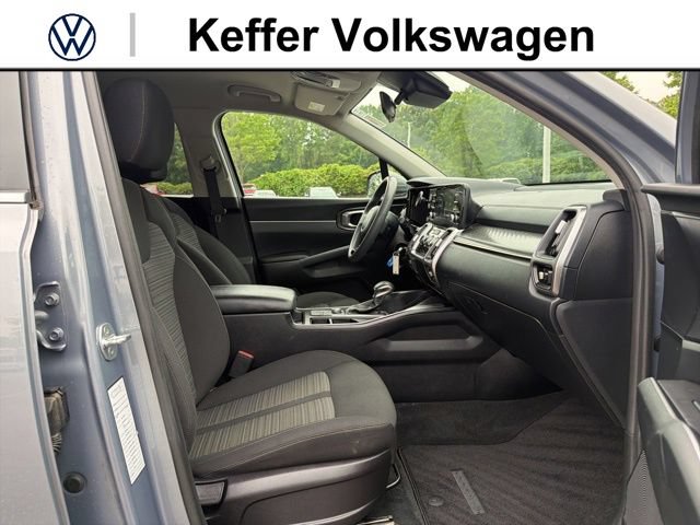 Used 2022 Kia Sorento LX FWD image 30