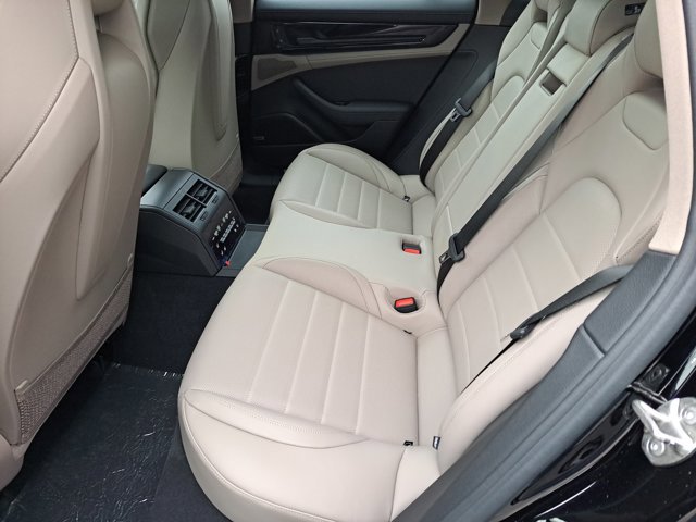 New 2026 Porsche Panamera 4 image 18