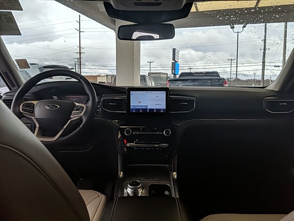 Used 2023 Ford Explorer Limited w/ Equipment Group 301A image 15