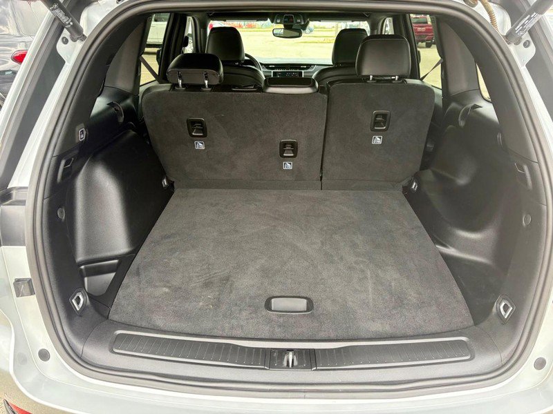Used 2022 Jeep Grand Cherokee Altitude image 6