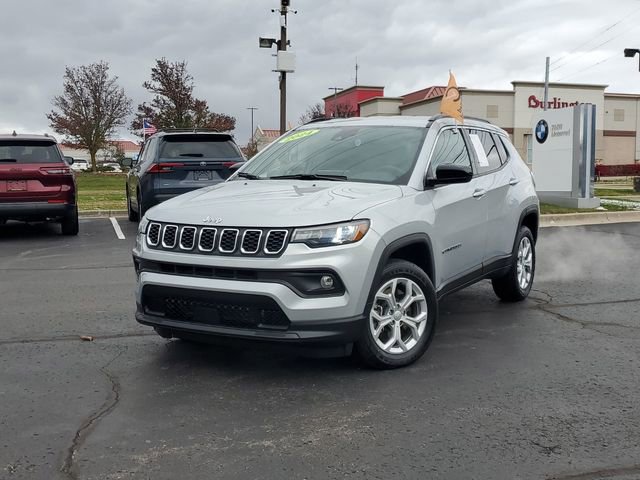 Certified 2024 Jeep Compass Latitude image 25