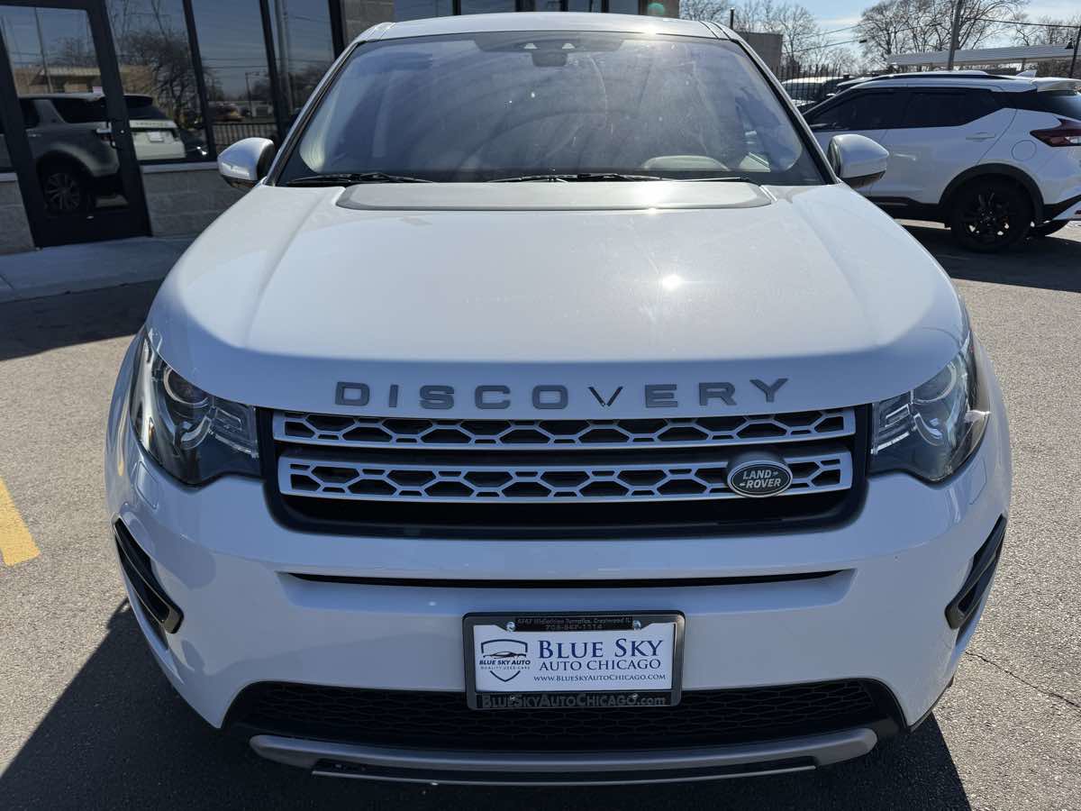 Used 2018 Land Rover Discovery Sport HSE image 2