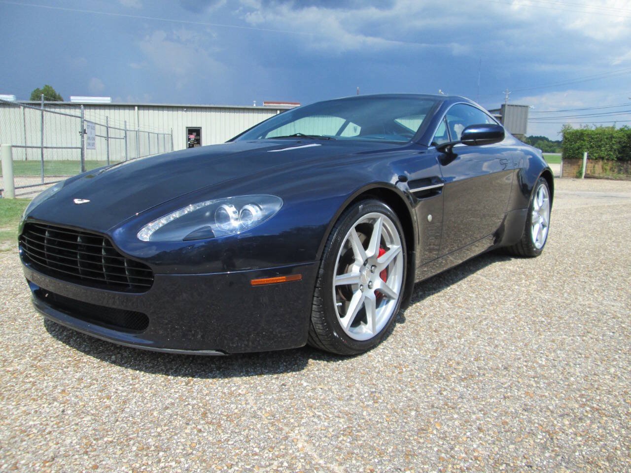 Used 2007 Aston Martin V8 Vantage Coupe RWD image 1