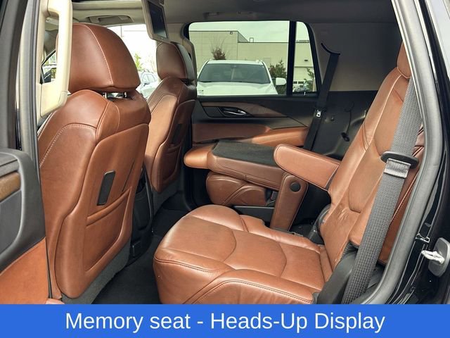 Used 2020 Cadillac Escalade Premium Luxury image 16