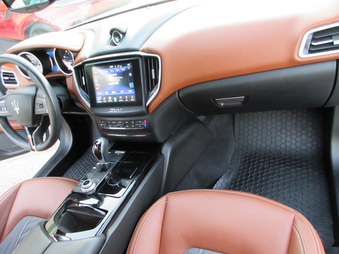 Used 2017 Maserati Ghibli S Q4 image 28
