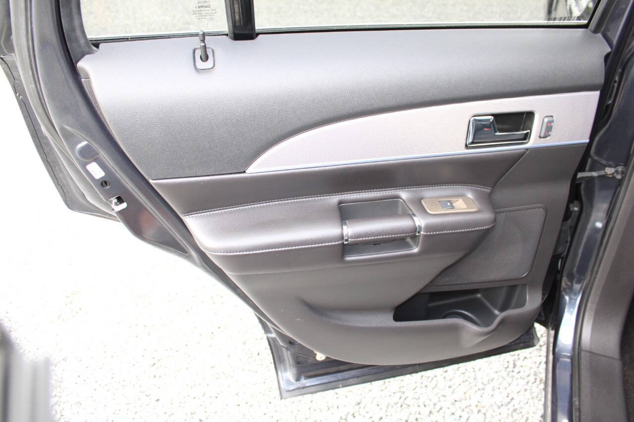 Used 2013 Lincoln MKX AWD image 21