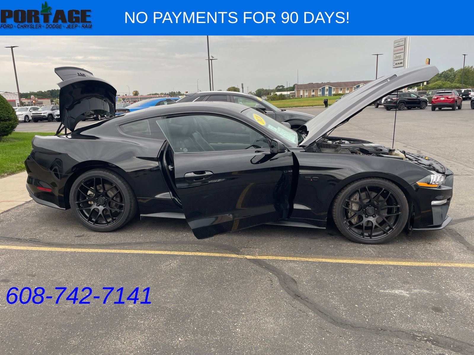 Used 2020 Ford Mustang GT Premium w/ Carbon Sport Interior Package RWD image 21