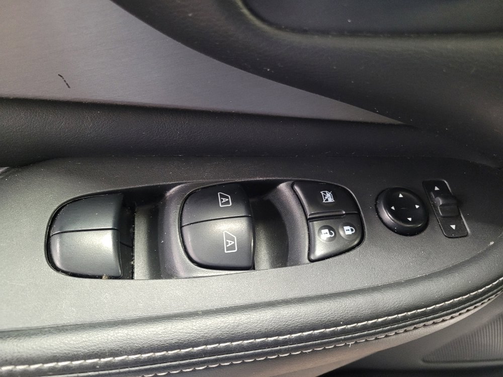 Used 2023 Nissan Murano SV image 27