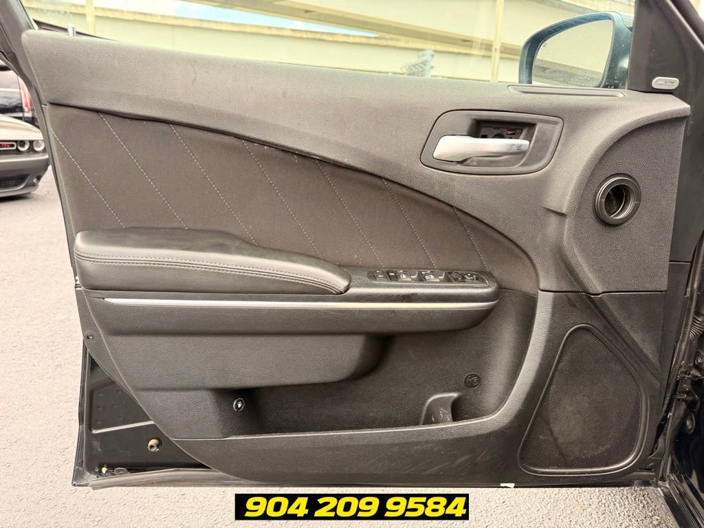 Used 2018 Dodge Charger R/T RWD image 19