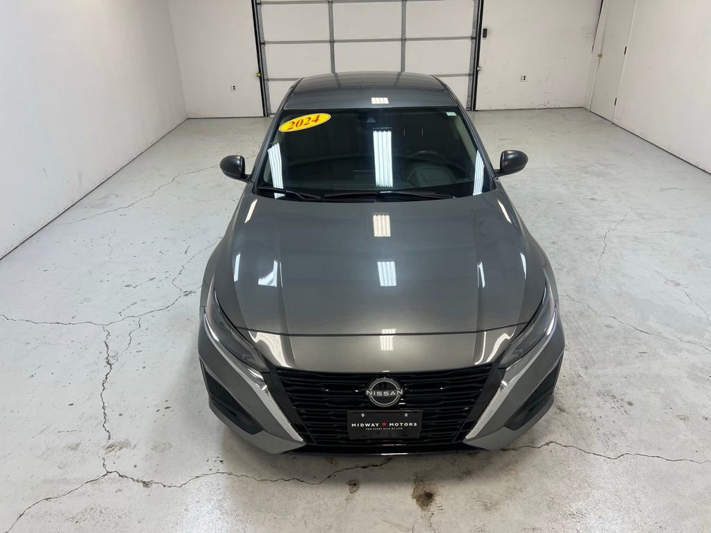 Used 2024 Nissan Altima 2.5 S image 7