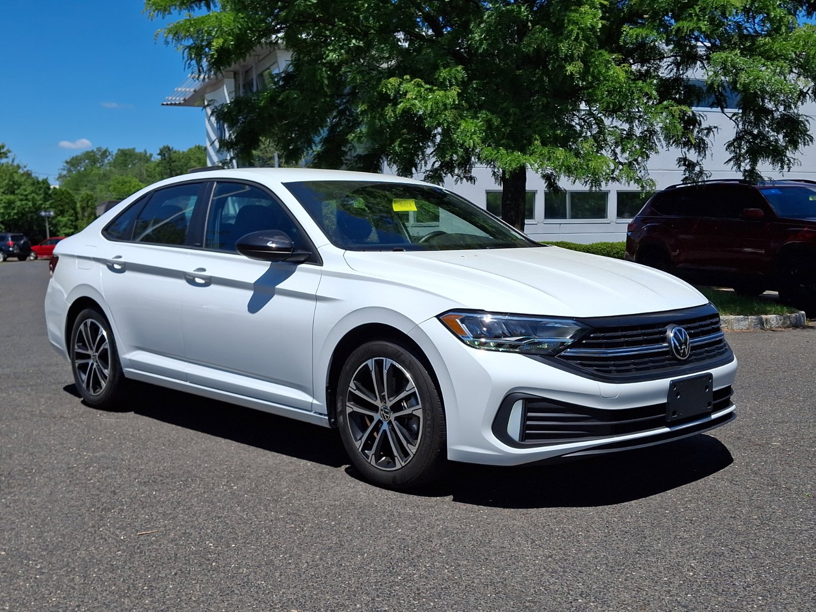 Used 2023 Volkswagen Jetta Sport FWD image 1