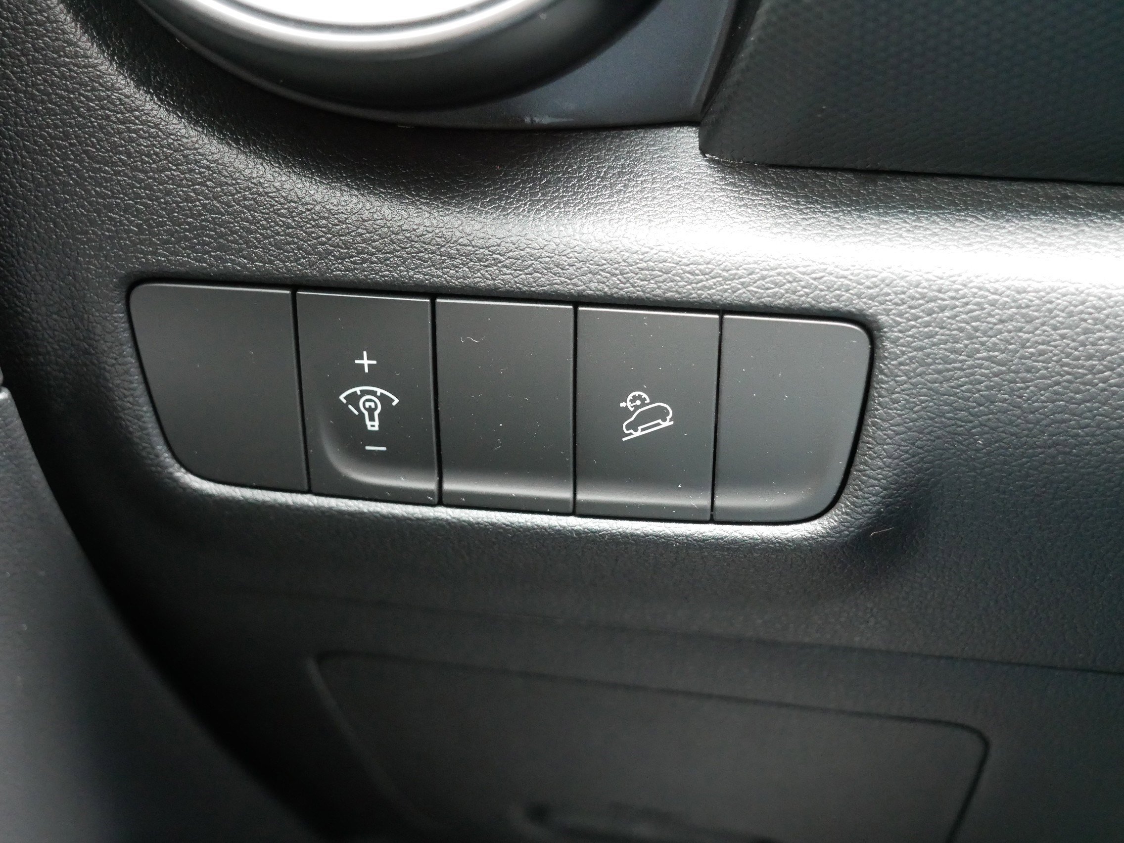 Certified 2023 Hyundai Kona N FWD image 26