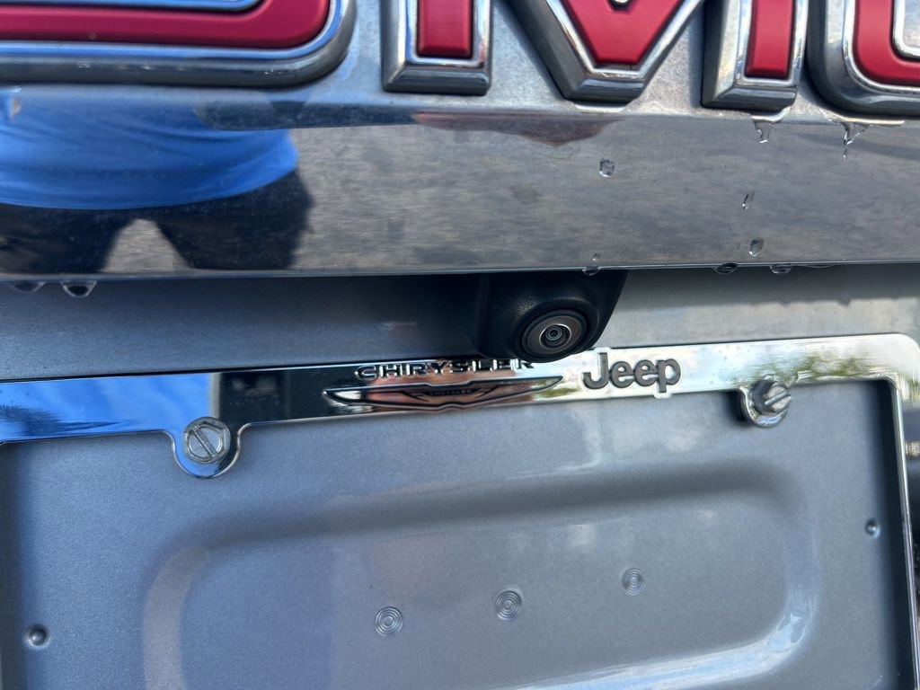 Used 2024 GMC Yukon XL SLT image 22