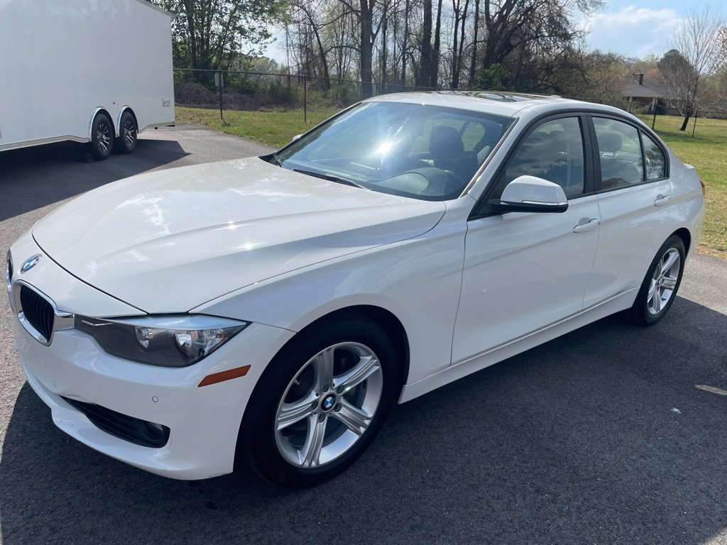 Used 2015 BMW 328i Sedan RWD image 2