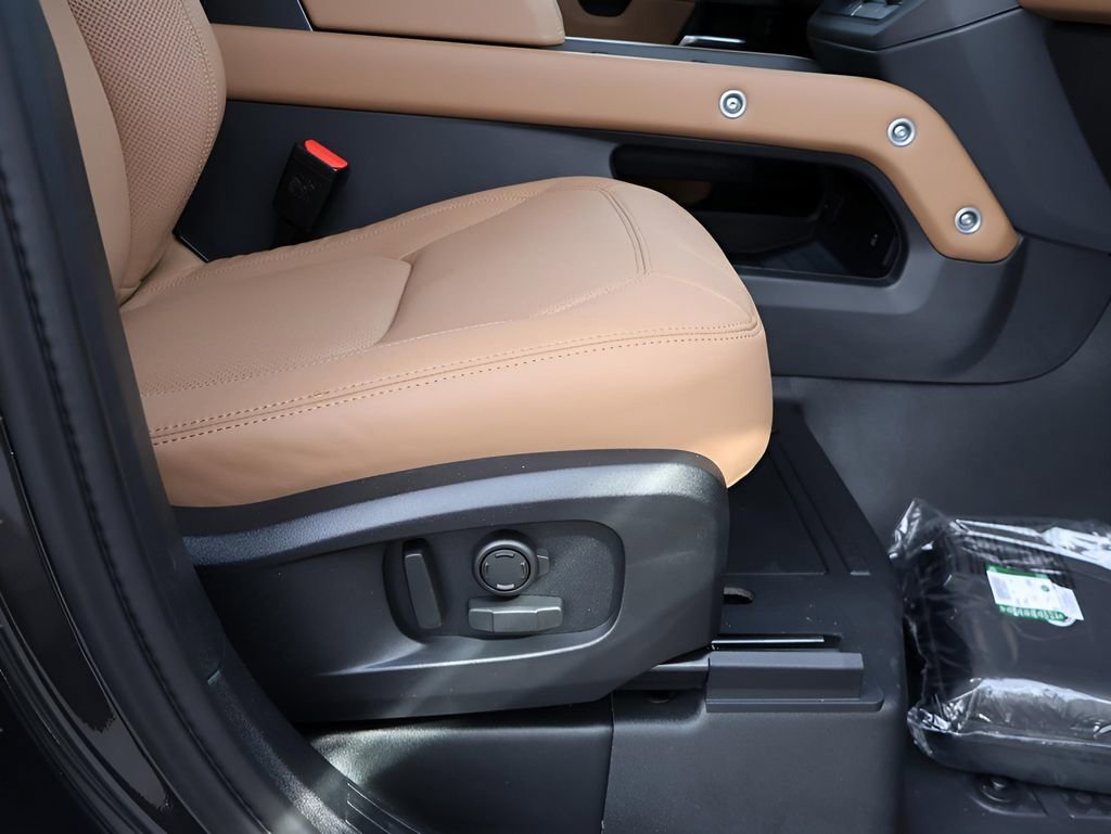 New 2026 Land Rover Defender 110 S image 11