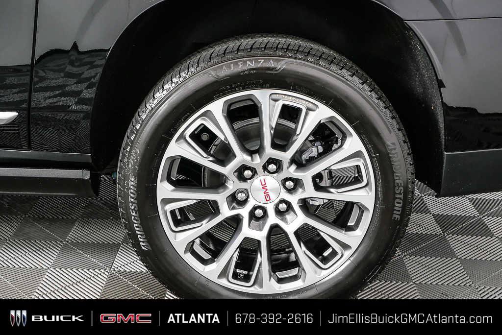 New 2026 GMC Yukon XL Denali w/ Sun & Power Step Package AWD/4WD image 40