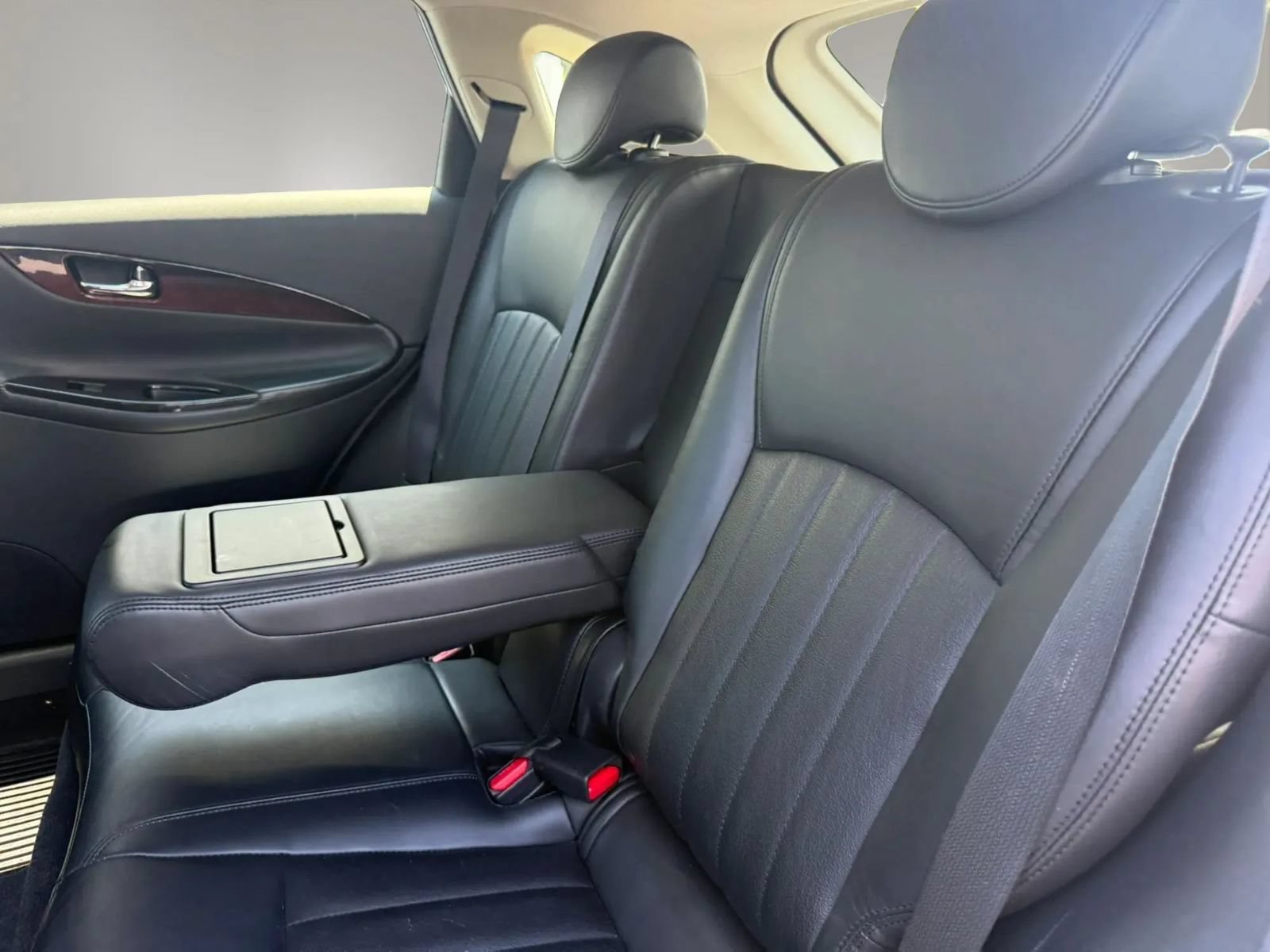 Used 2016 INFINITI QX50 AWD w/ Premium Plus Package image 35